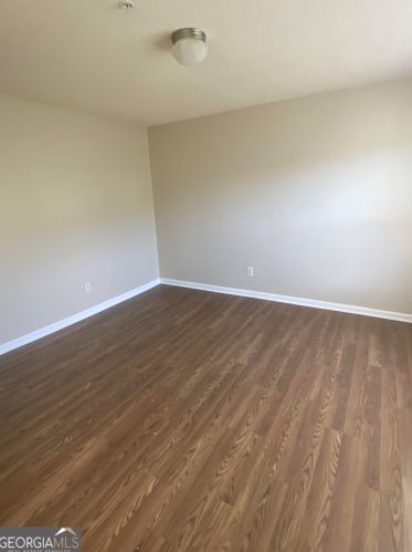 2837 Laurel Rdg Cir, Atlanta GA 30344-8019 exterior