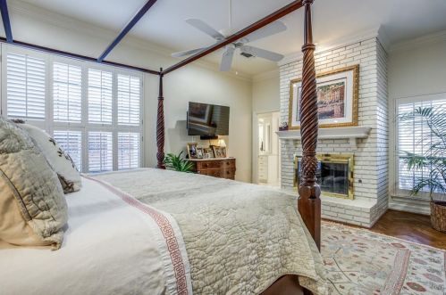 12524 Degas Ln, Dallas TX 75230-1752 exterior