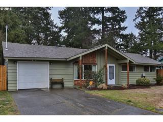 1127 126th Ave, Portland, OR 97230-2046