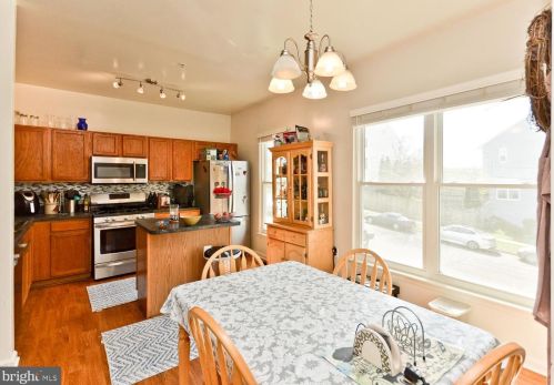 1900 Trenton Pl, Washington DC 20032-1553 exterior