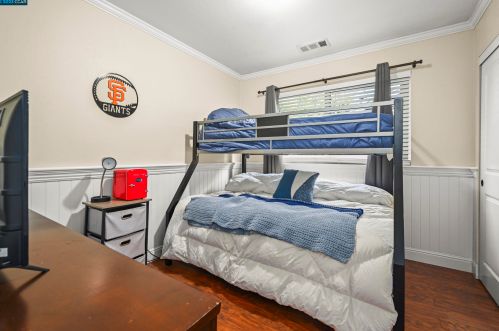 2649 Minert Rd, Concord CA 94518-2630 exterior