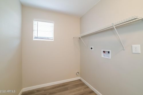 6628 28th Dr, Phoenix AZ  85017-1224 exterior