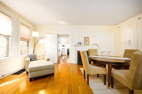 22 Cushing St, Providence RI 02906-2228 exterior