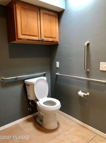 920 30th St, Tucson AZ  85713-3604 exterior