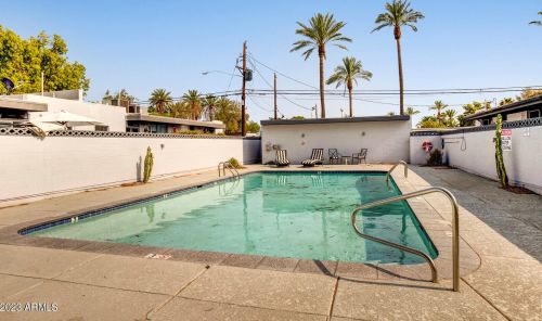 4206 38th St, Phoenix AZ  85018-4836 exterior