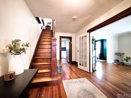 54 5th St, Perth Amboy NJ  08863-1642 exterior