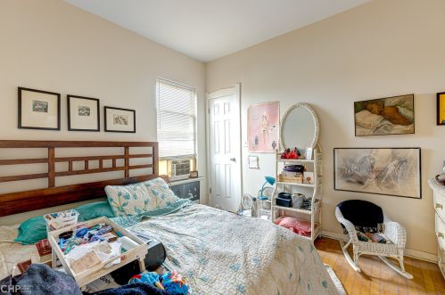 2415 Kildare Ave, Chicago IL 60629-4935 exterior