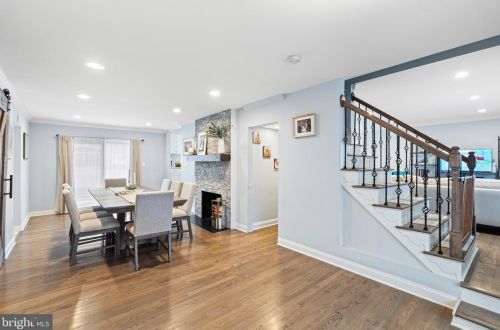 8511 Cherry Valley Ln, Alexandria VA  22309-2121 exterior