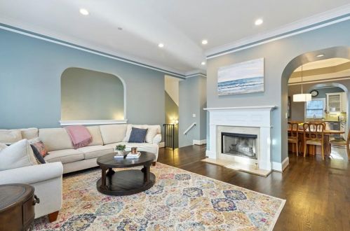 2483 Brookhaven Heights Ct, Atlanta, GA 30319-5249