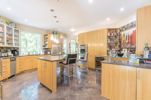 55 Finch Frst Trl, Atlanta GA 30327-4576 exterior