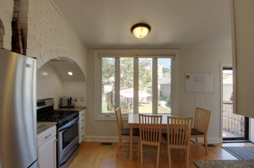 3033 Spaulding Ave, Chicago IL 60618-6808 exterior