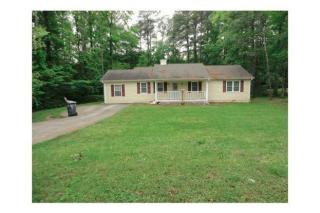 153 Hidden Valley Dr, Lawrenceville GA  30044-4904 exterior