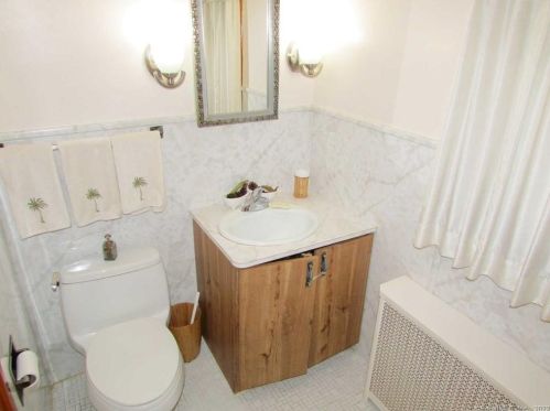 207 Eno Ave, Torrington CT 06790-5625 exterior