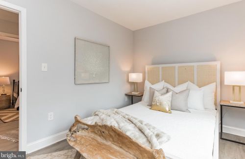 1826 H St, Washington DC  20002-4018 exterior