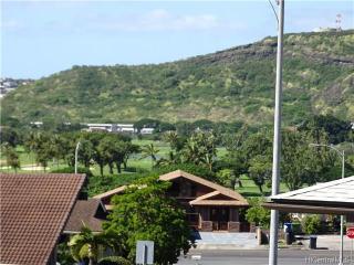 1317 Ala Pili Loop, Honolulu, HI 96818-1636