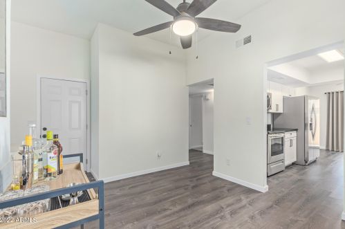 1107 Charleston Ave, Phoenix AZ  85022-1145 exterior