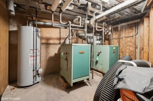 4103 Oakley Ave, Chicago IL 60609-2222 exterior