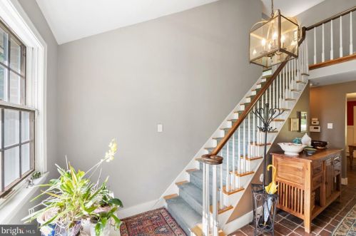 233 Old State Rd, Limerick PA 19468-3116 exterior