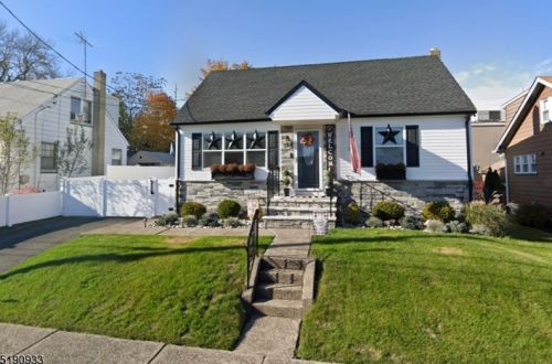 79 Elizabeth Pl, Paterson, NJ 07512-2608