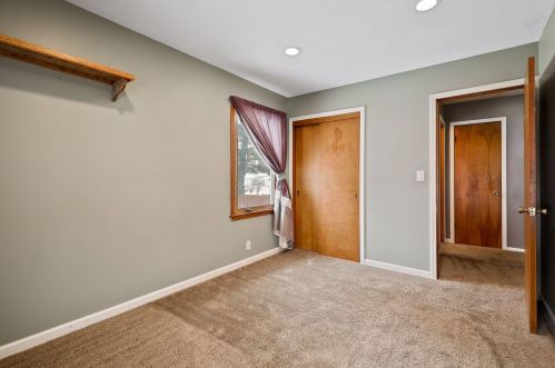 70 Farrell St, Saint Paul MN 55119-5203 exterior