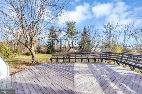 82 War Admiral Ln, Media PA 19063-5240 exterior