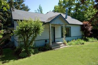 17318 Ashworth Ave, Seattle WA  98133-5451 exterior