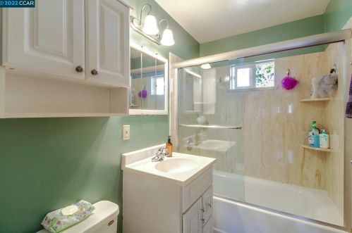 1961 Ardith Dr, Concord CA 94523-2826 exterior