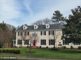 1301 Daviswood Dr, Mc Lean VA  22102-2222 exterior