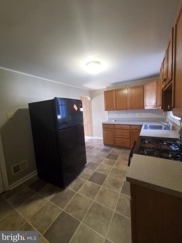 2916 Yorkship Rd, Camden NJ  08104-2838 exterior