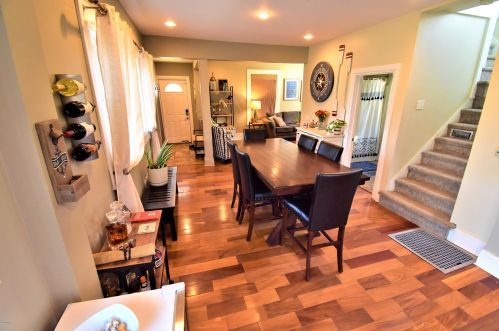 147 Travis St, Grand Rapids MI 49505-4638 exterior