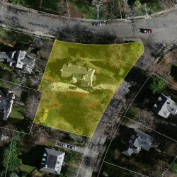 180 Franklin St, Newton MA  02458-2415 aerial view