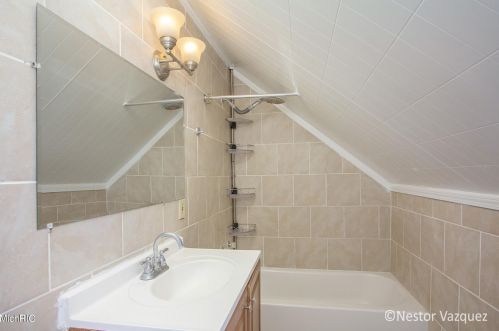 40 Andre St, Grand Rapids MI 49507-2901 exterior