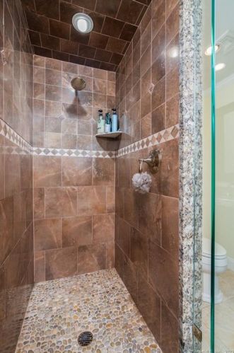 19 Frst Hl Dr, Farmington CT 06032-3016 exterior