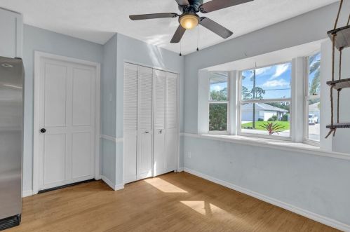 821 Walters Ter, Fort Pierce FL  34983-3962 exterior