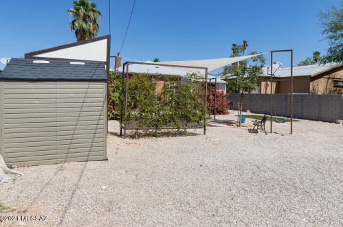 1710 Grant Rd, Tucson AZ 85712-2237 exterior