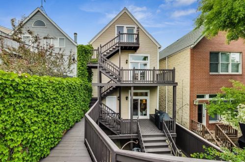 2704 Racine Ave, Chicago IL 60614-1206 exterior