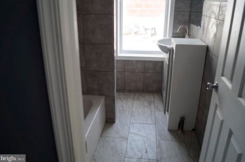 603 52 St, Philadelphia PA 19143-2601 exterior