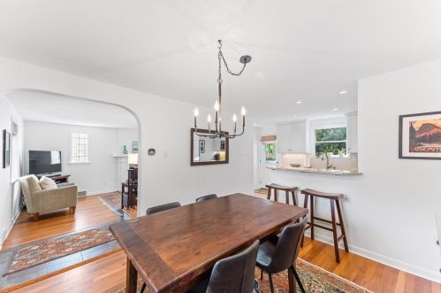 932 Meadowcroft Ave, Pittsburgh PA 15216-1119 exterior