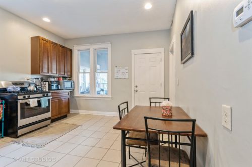 1632 Tripp Ave, Chicago IL 60639-4833 exterior