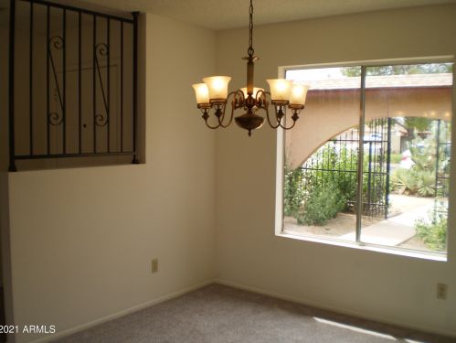 15801 30 Ave, Phoenix AZ 85041-9304 exterior