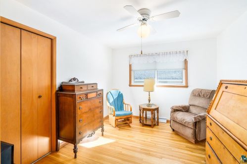 2546 Anderson Rd, Duluth MN 55811-5402 exterior