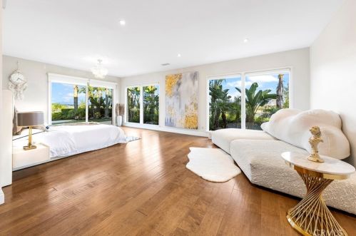 1347 Dana Pl, Fullerton CA  92831-1108 exterior