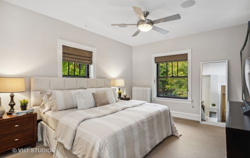 1457 Norwood St, Chicago IL 60660-2404 exterior