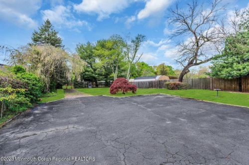 242 Hope Chapel Rd, Jackson Twp NJ  08527-5023 exterior