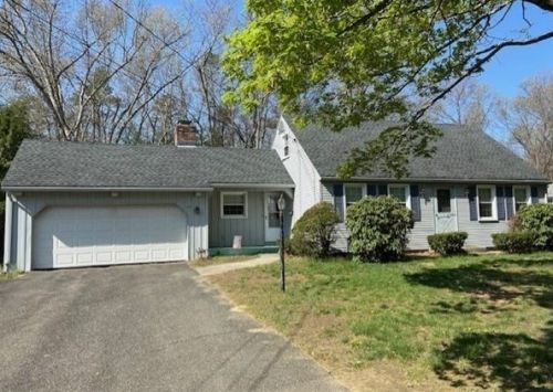 174 Sheffield Ave, Springfield MA  01106-3231 exterior