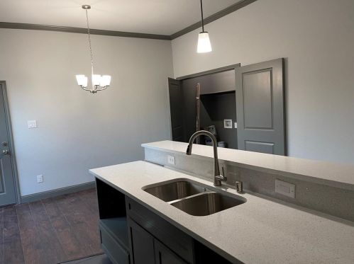 1224 Georgia Ave, Dallas TX  75216-2115 exterior