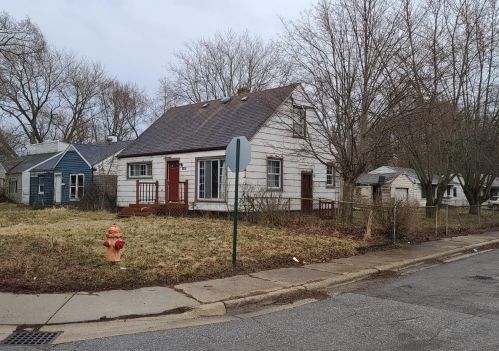 4601 10th Ave, Gary, IN 46403-3649