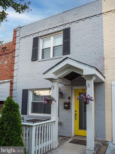 3346 Alden Pl, Washington, DC 20019-1313