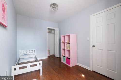 334 Cantrell St, Philadelphia PA  19148-3320 exterior