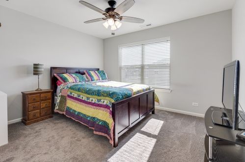 232 Wild Mdw Ln, Bull Valley IL 60098-7624 exterior